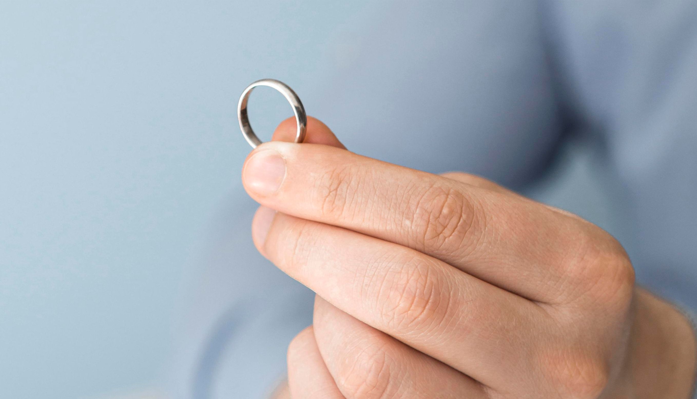 Boşanmayı Düşünenler; 1 Dakika Bekleyin!